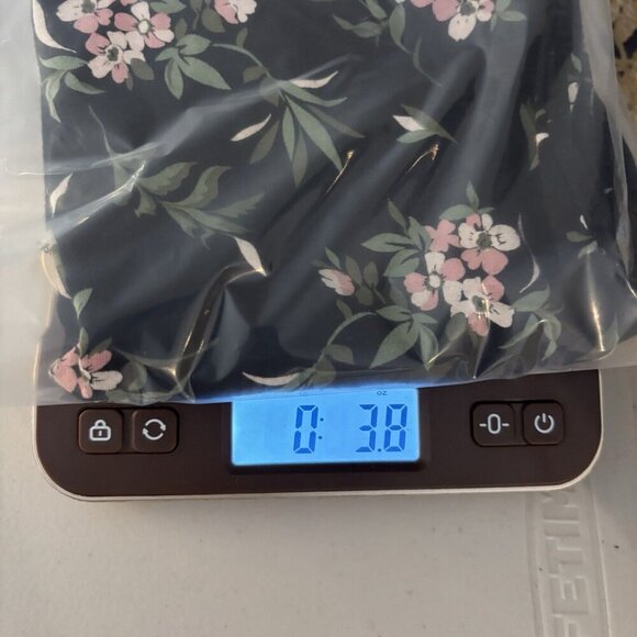 Sabrina Carpenter for Aeropostale Black Floral Ruched‎ Blouse Size Small Party - Picture 11 of 11